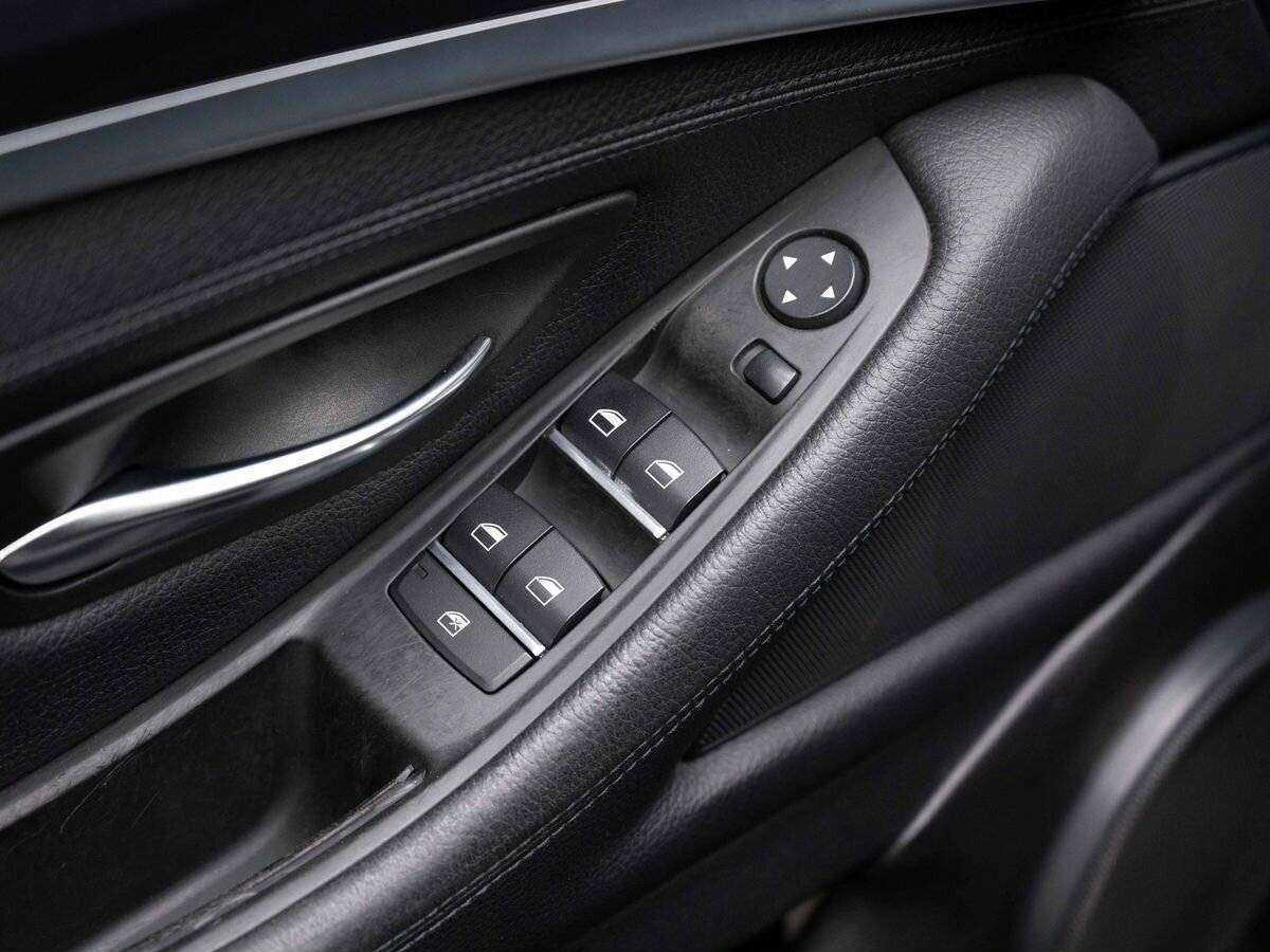 Б/У БМВ 5 серии 2012 года. Фото: #17