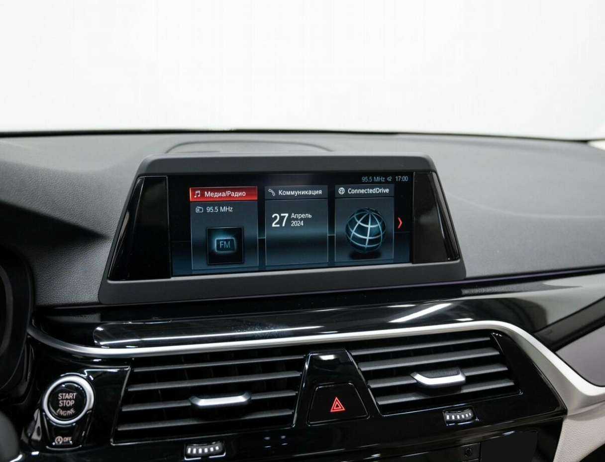 Б/У БМВ 5 серии 2018 года. Фото: #21