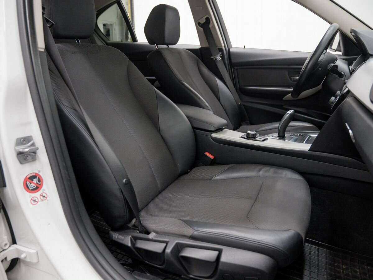 Б/У БМВ 3 серии 2016 года. Фото: #7