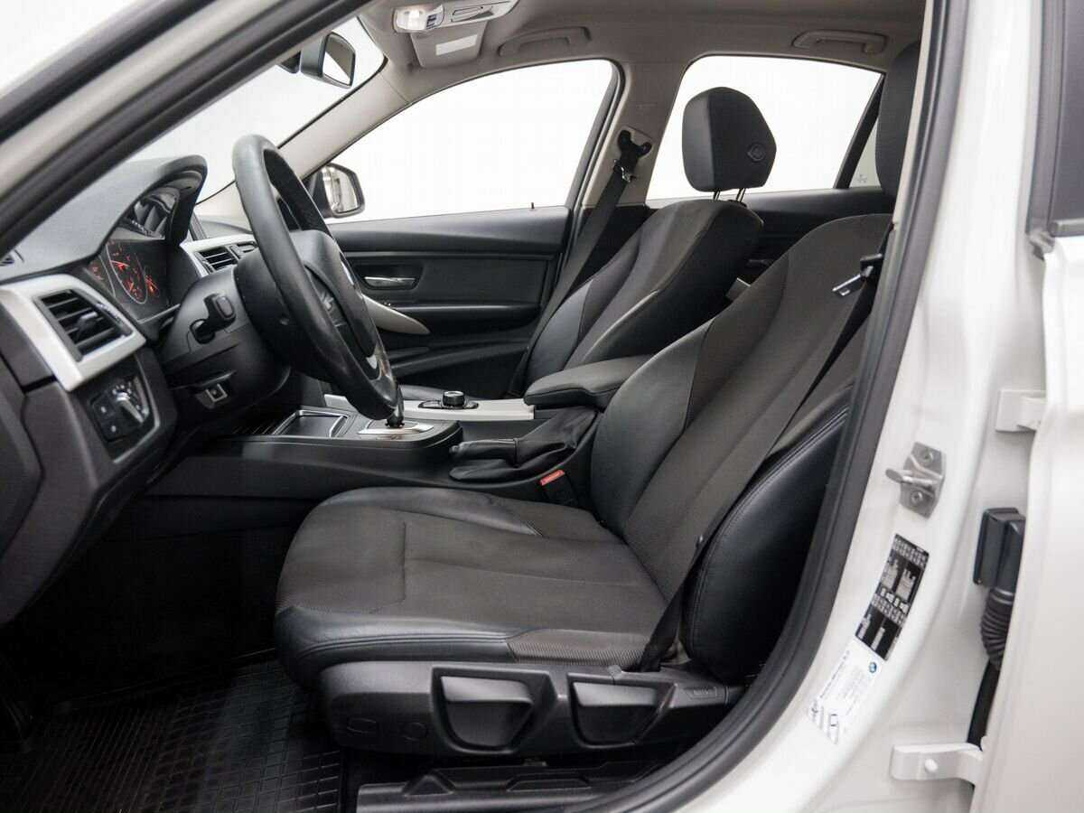 Б/У БМВ 3 серии 2016 года. Фото: #13