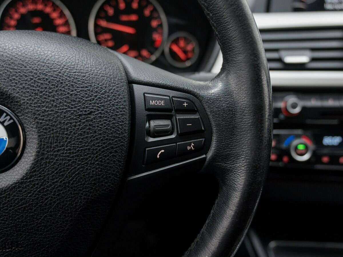 Б/У БМВ 3 серии 2016 года. Фото: #22