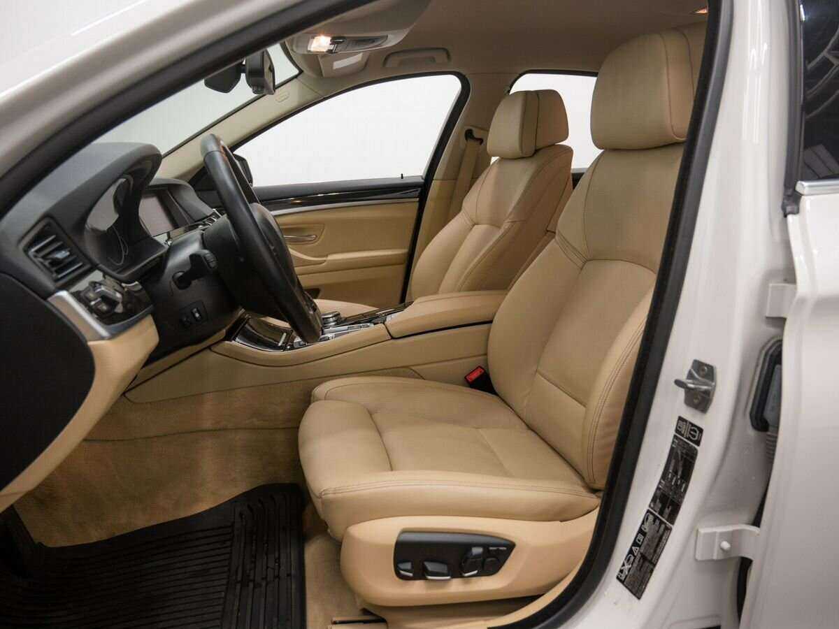 Б/У БМВ 5 серии 2015 года. Фото: #12