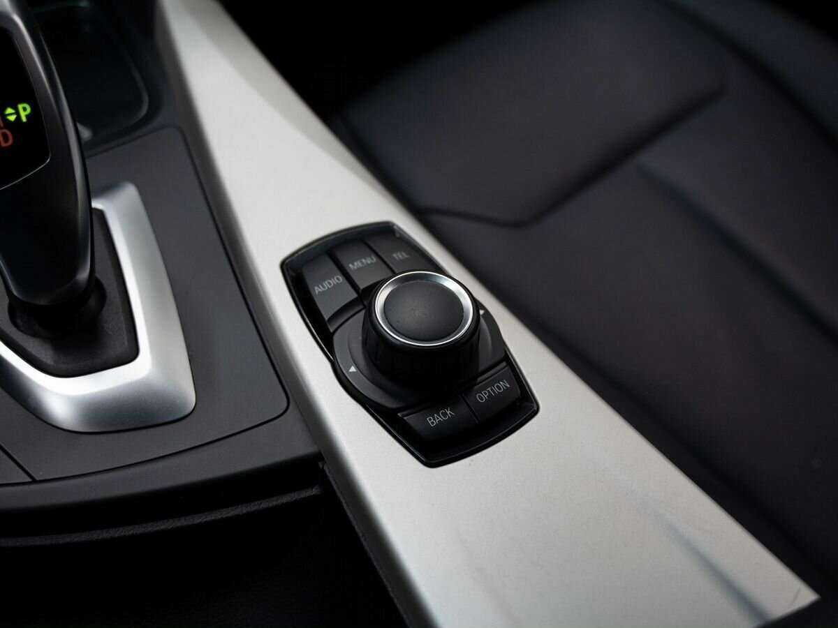 Б/У БМВ 3 серии 2016 года. Фото: #17