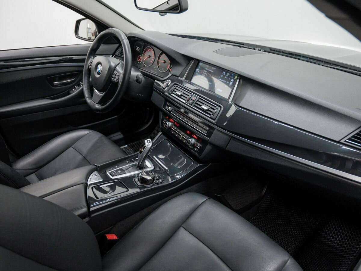 Б/У БМВ 5 серии 2013 года. Фото: #4