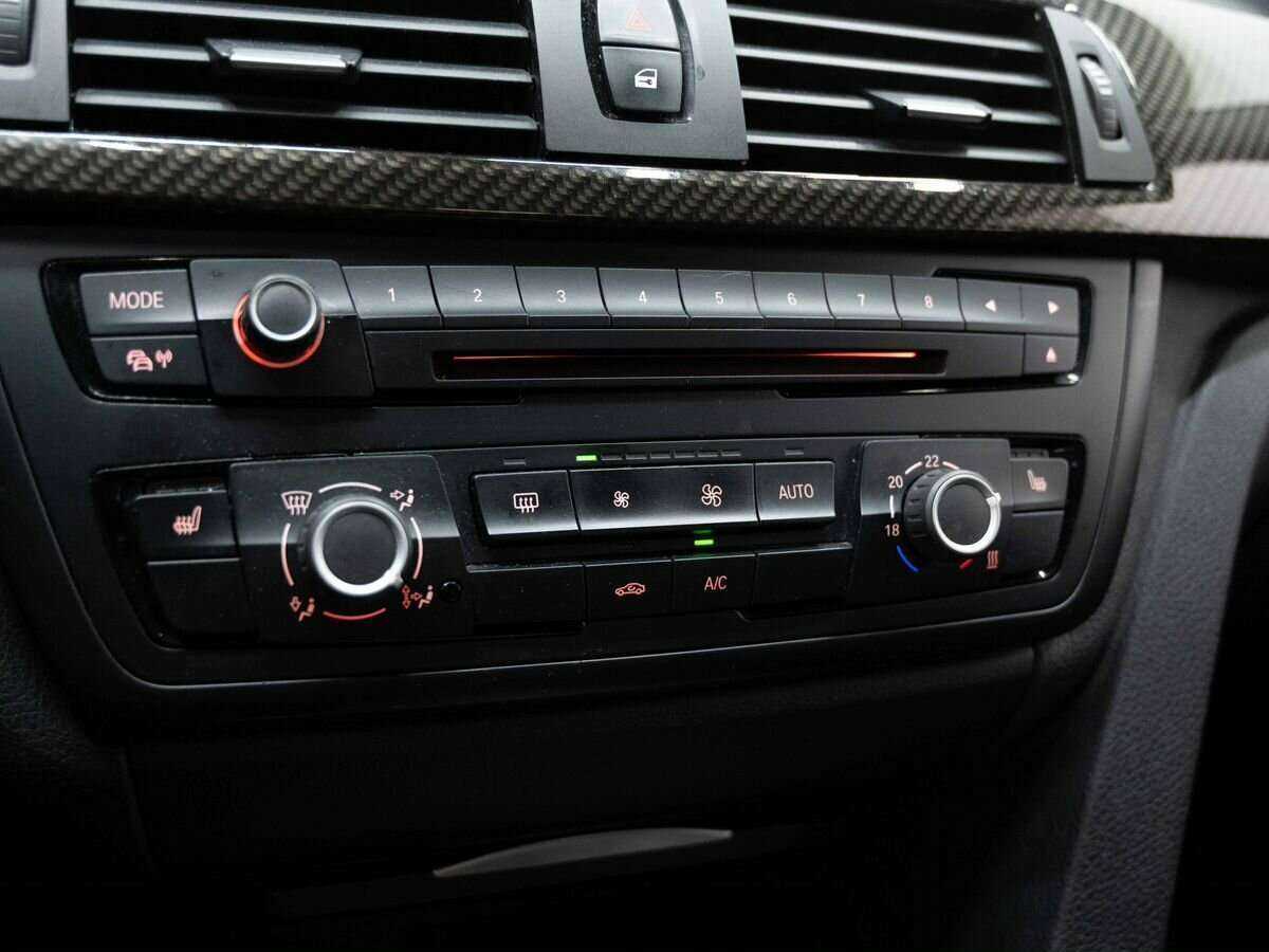 Б/У БМВ 3 серии 2014 года. Фото: #20