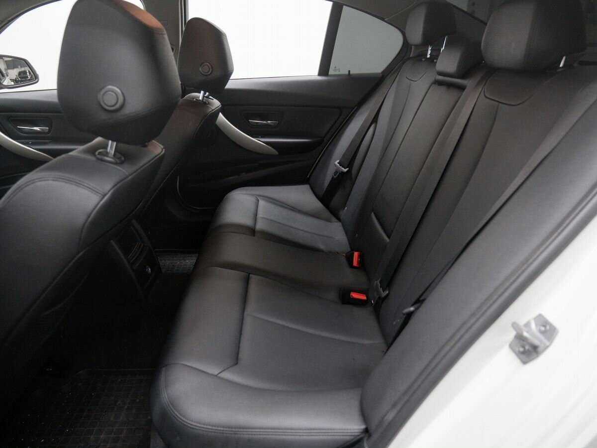 Б/У БМВ 3 серии 2014 года. Фото: #11