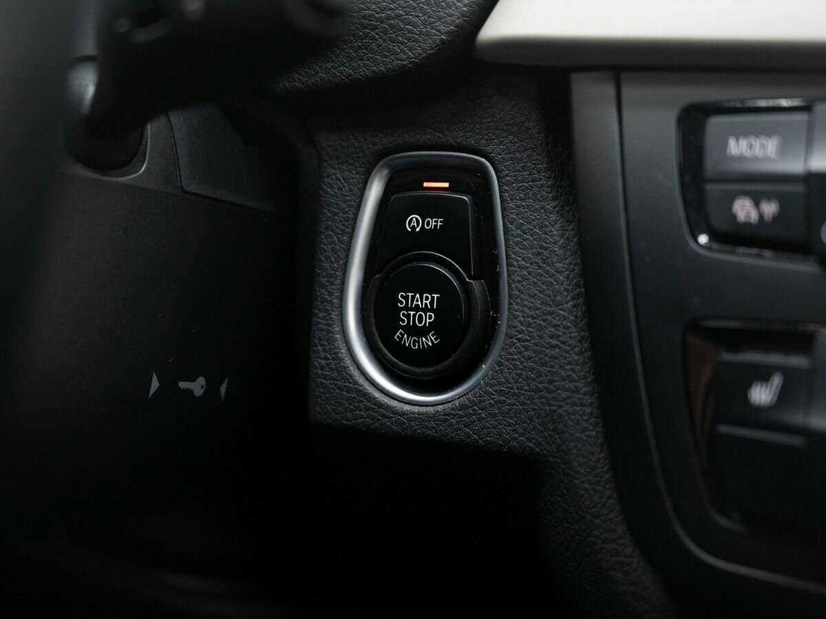 Б/У БМВ 3 серии 2014 года. Фото: #20