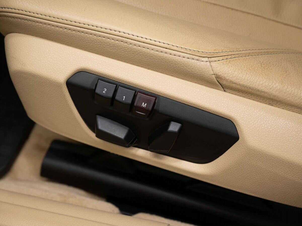 Б/У БМВ 3 серии 2012 года. Фото: #20