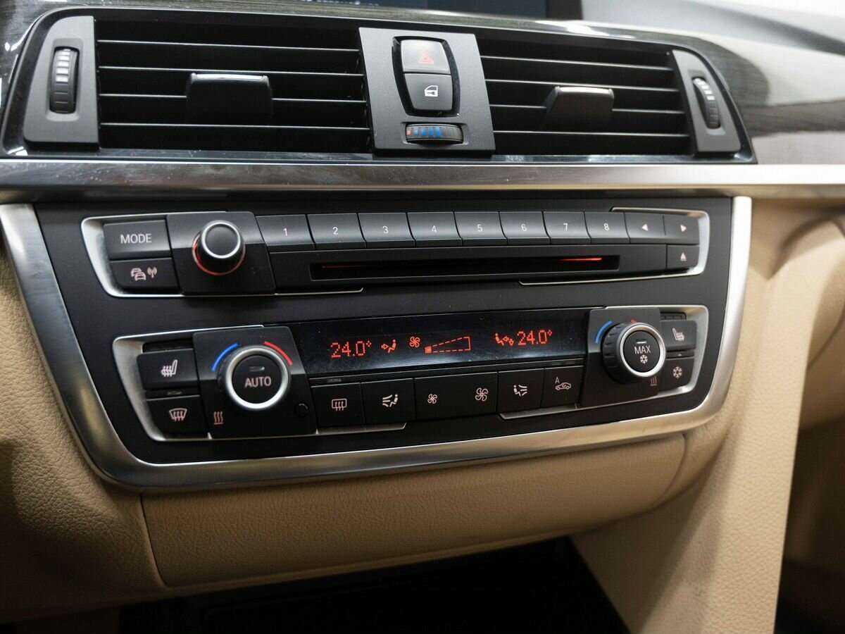 Б/У БМВ 3 серии 2012 года. Фото: #22