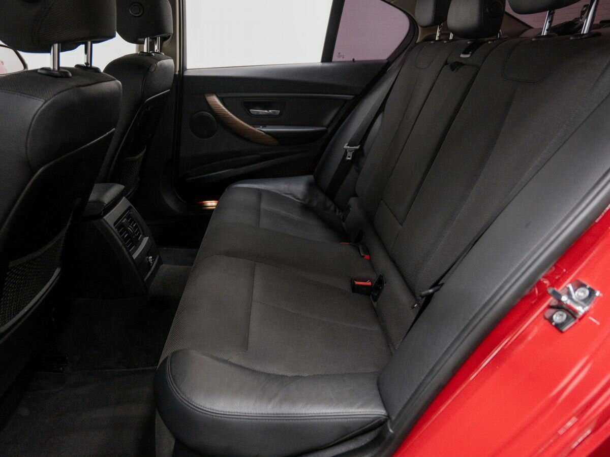 Б/У БМВ 3 серии 2012 года. Фото: #8