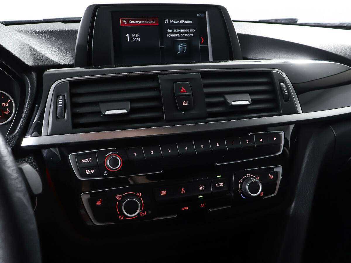 Б/У БМВ 3 серии 2017 года. Фото: #20