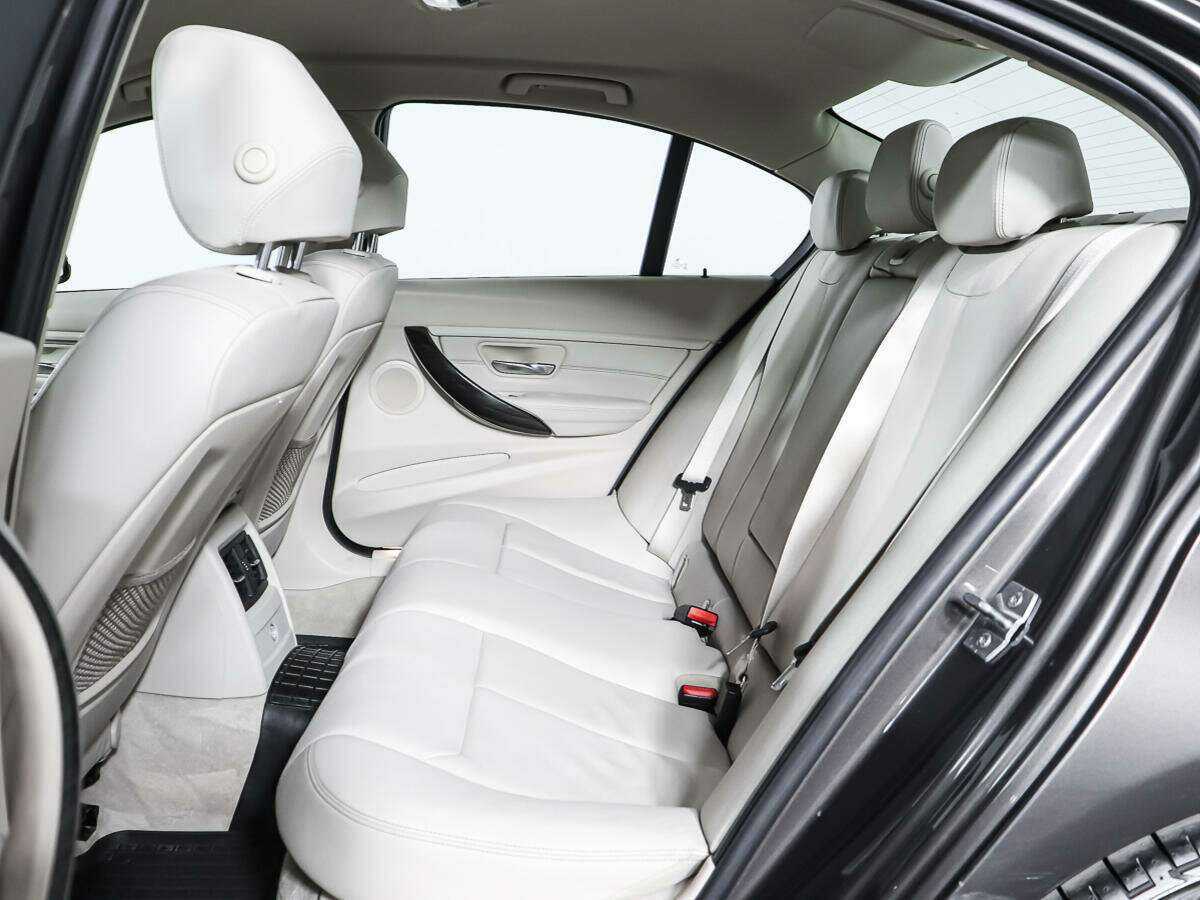 Б/У БМВ 3 серии 2012 года. Фото: #9