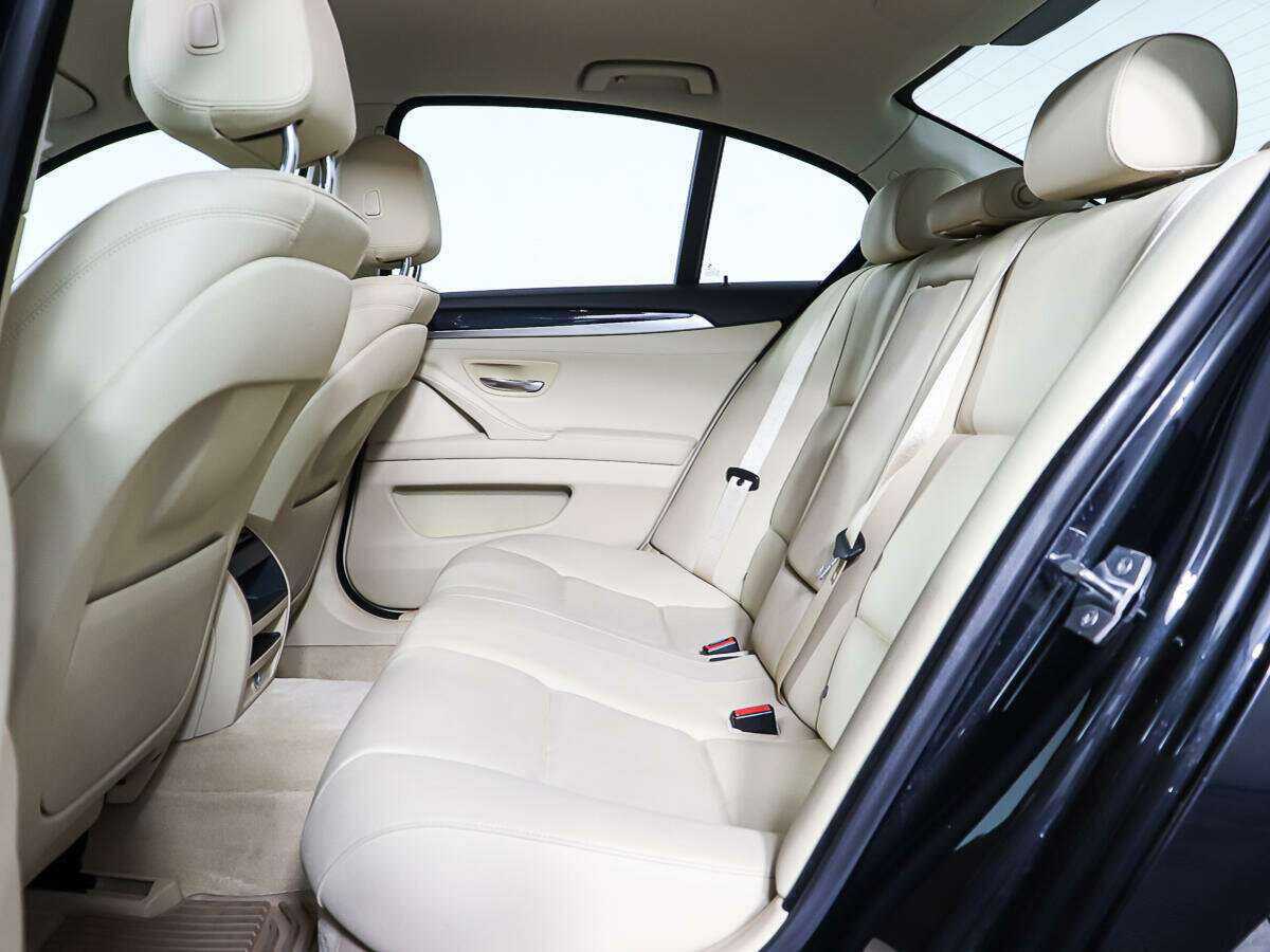 Б/У БМВ 5 серии 2014 года. Фото: #9