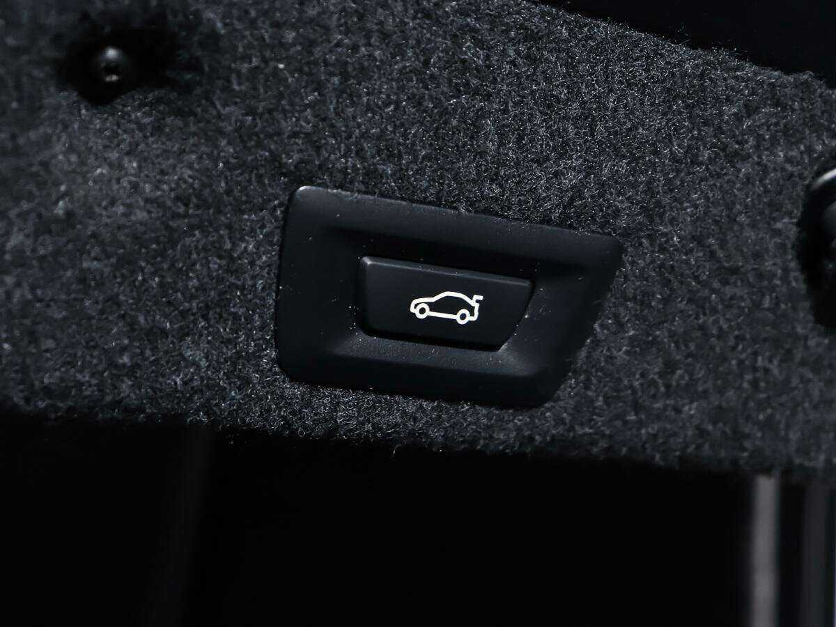 Б/У БМВ 5 серии 2012 года. Фото: #14