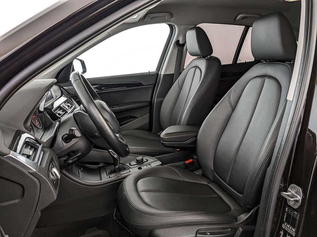 Б/У БМВ Икс1 2017 года. Фото: #15