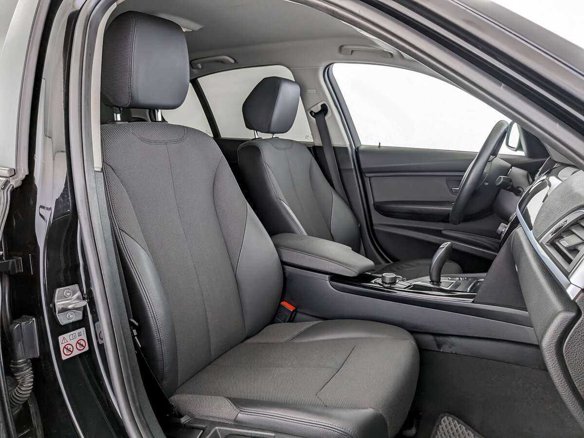 Б/У БМВ 3 серии 2018 года. Фото: #18