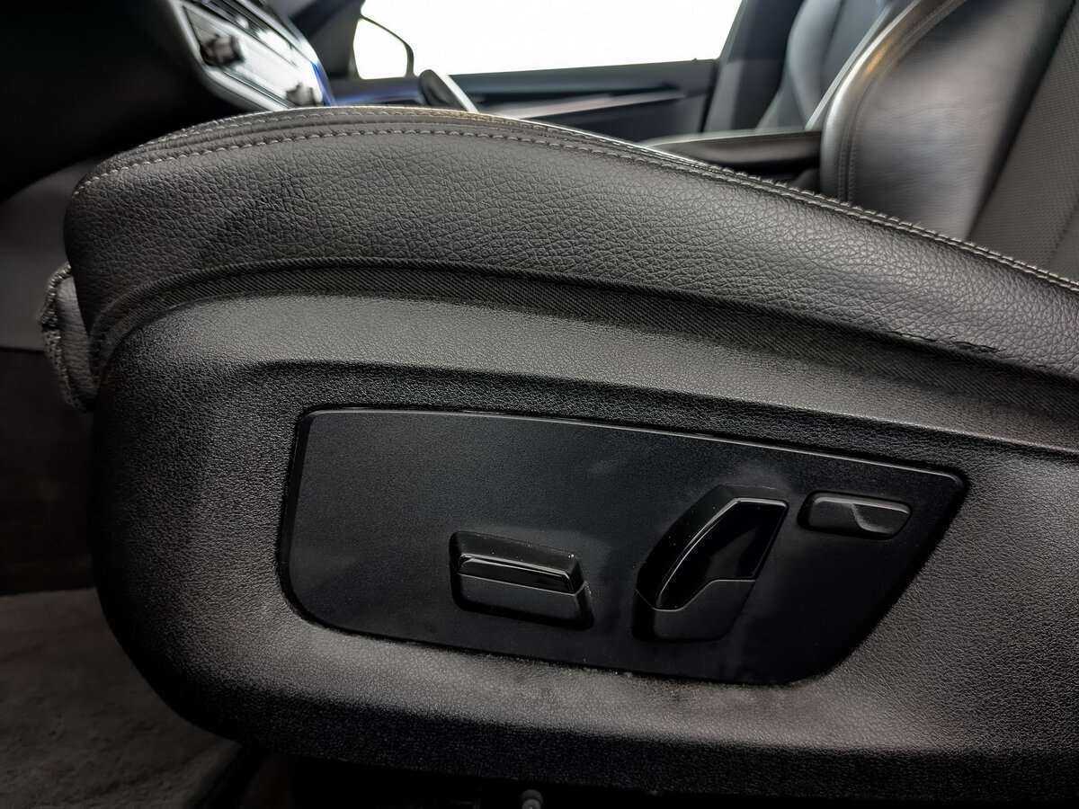 Б/У БМВ 5 серии 2017 года. Фото: #20