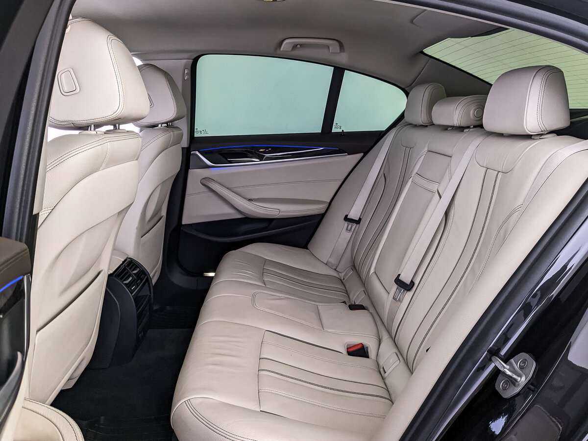 Б/У БМВ 5 серии 2017 года. Фото: #13