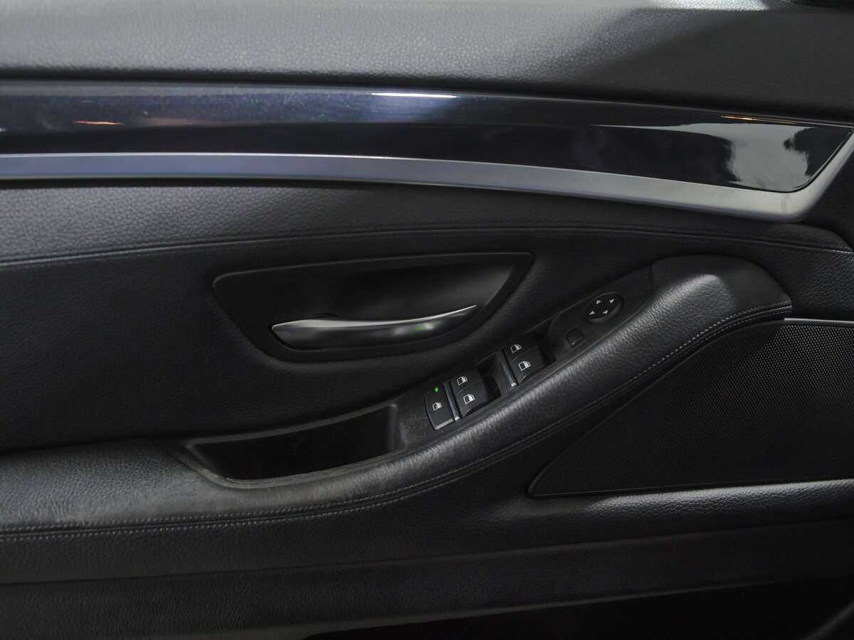 Б/У БМВ 5 серии 2013 года. Фото: #10