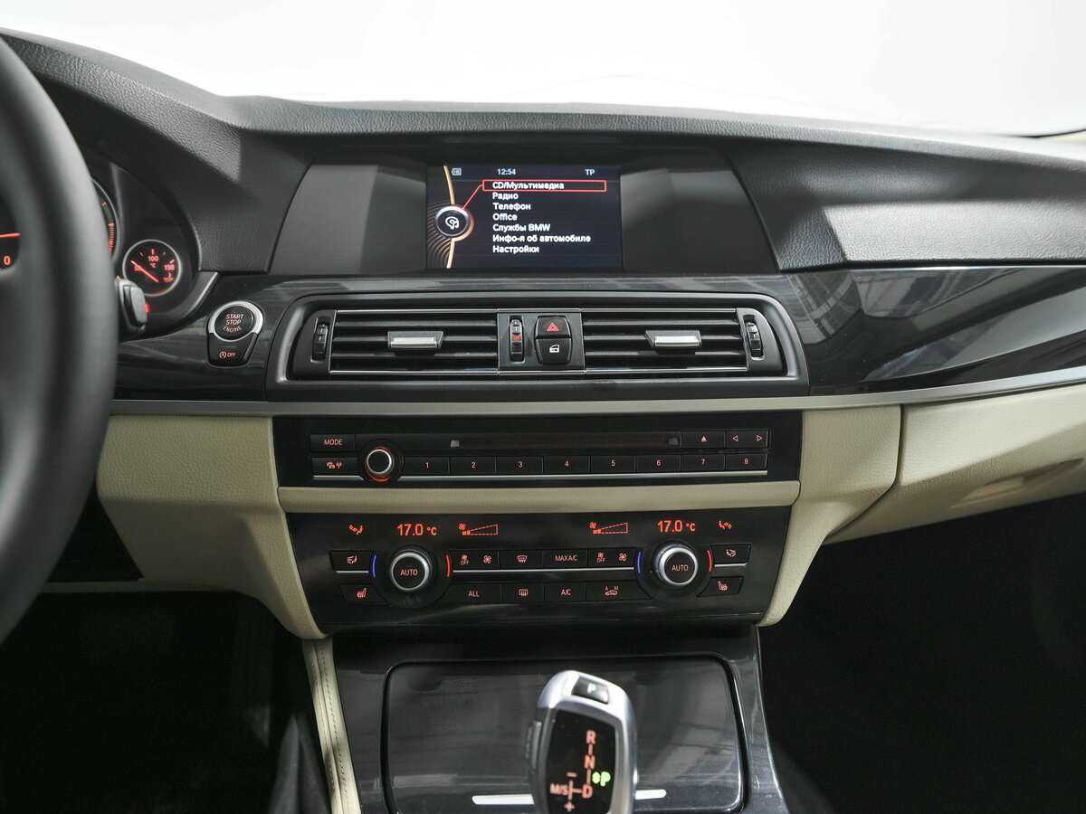 Б/У БМВ 5 серии 2013 года. Фото: #11