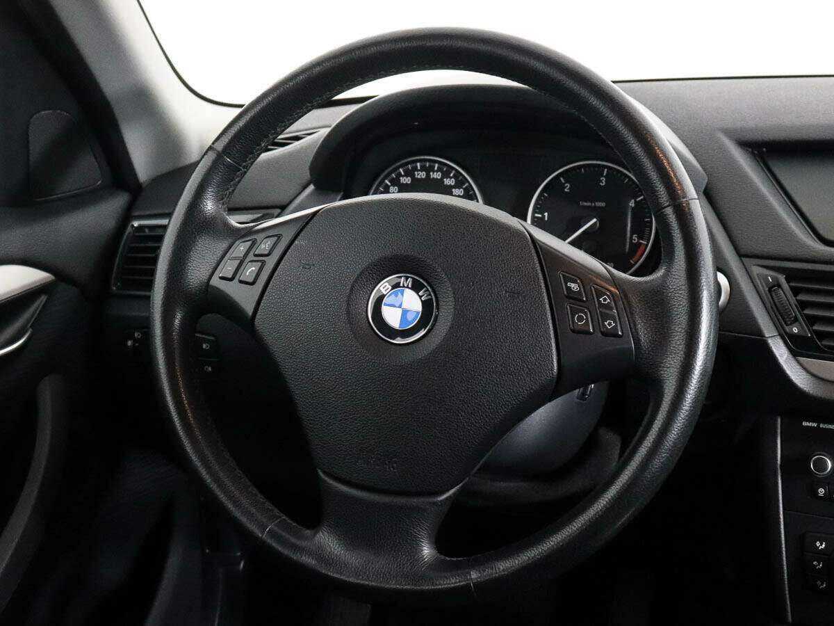 Б/У БМВ Икс1 2013 года. Фото: #12