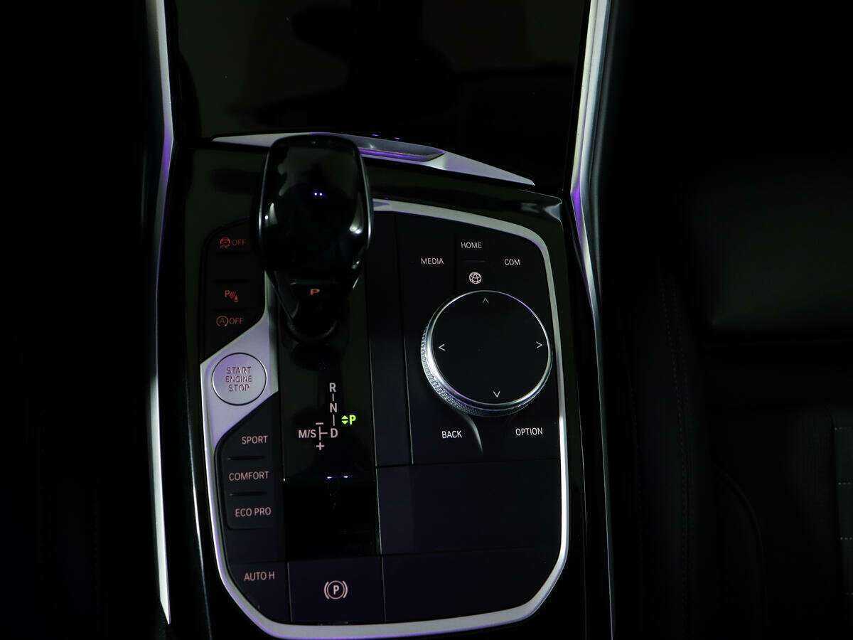 Б/У БМВ 3 серии 2019 года. Фото: #23