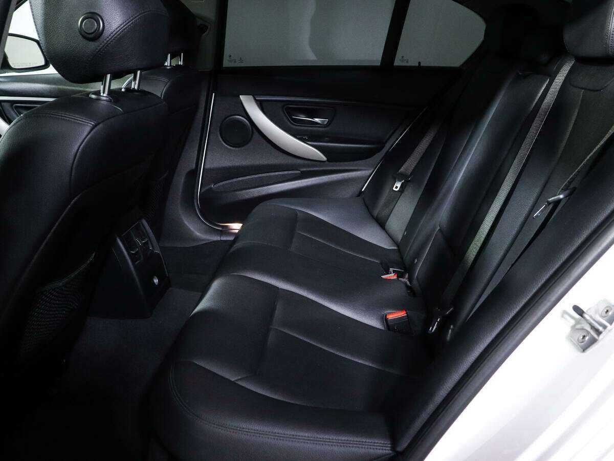 Б/У БМВ 3 серии 2016 года. Фото: #6