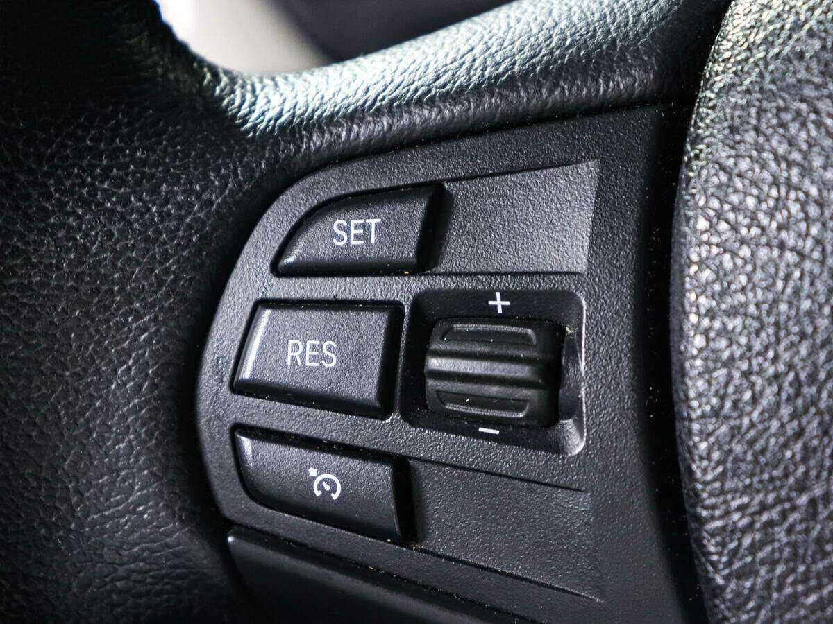 Б/У БМВ 3 серии 2016 года. Фото: #13