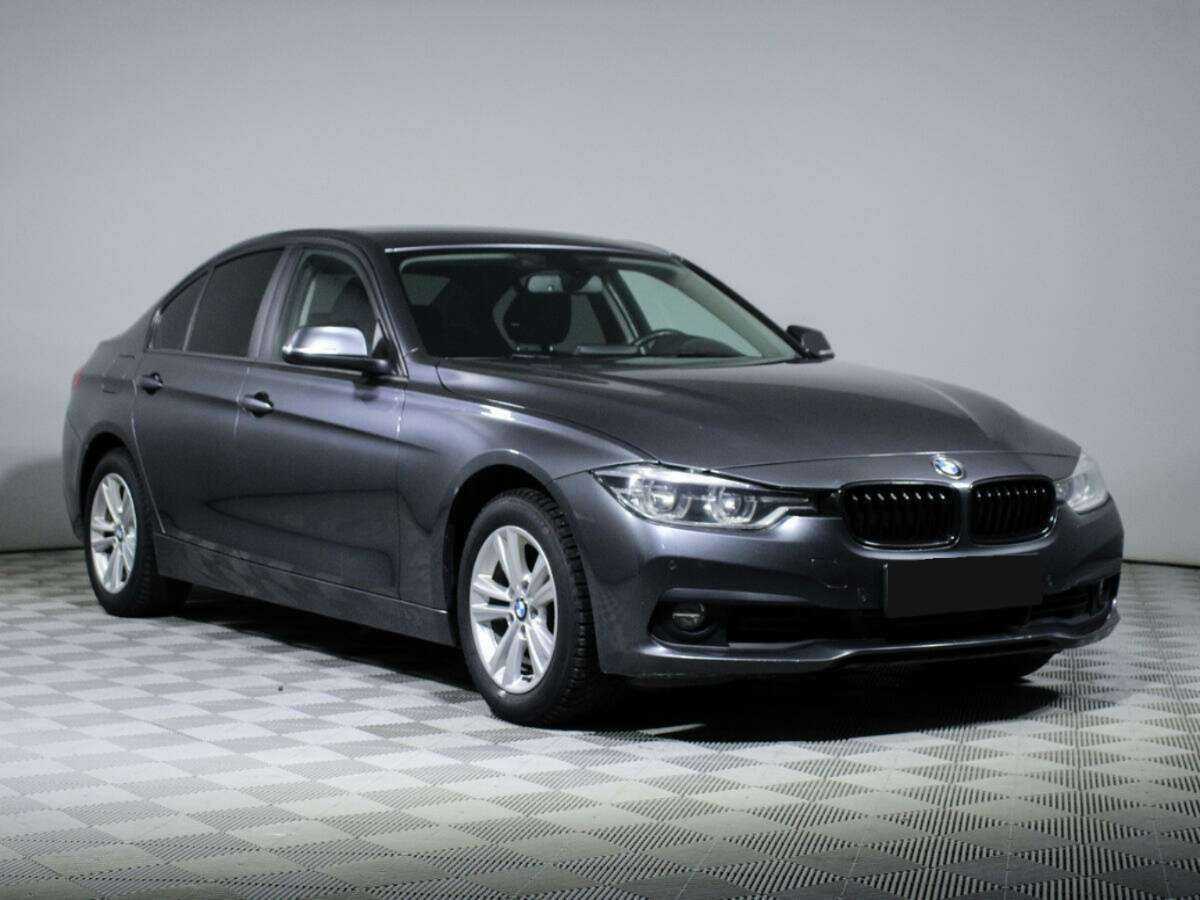 Б/У БМВ 3 серии 2017 года. Фото: #2