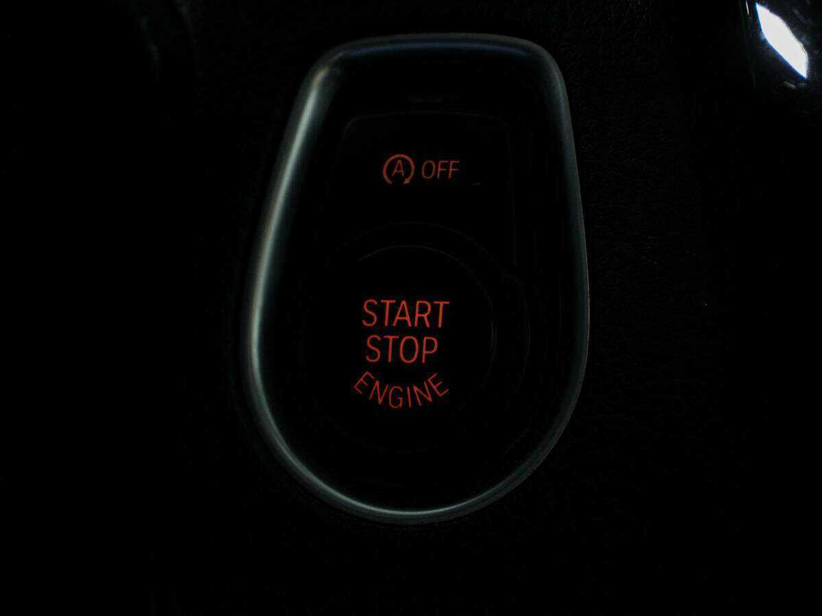 Б/У БМВ 3 серии 2017 года. Фото: #15