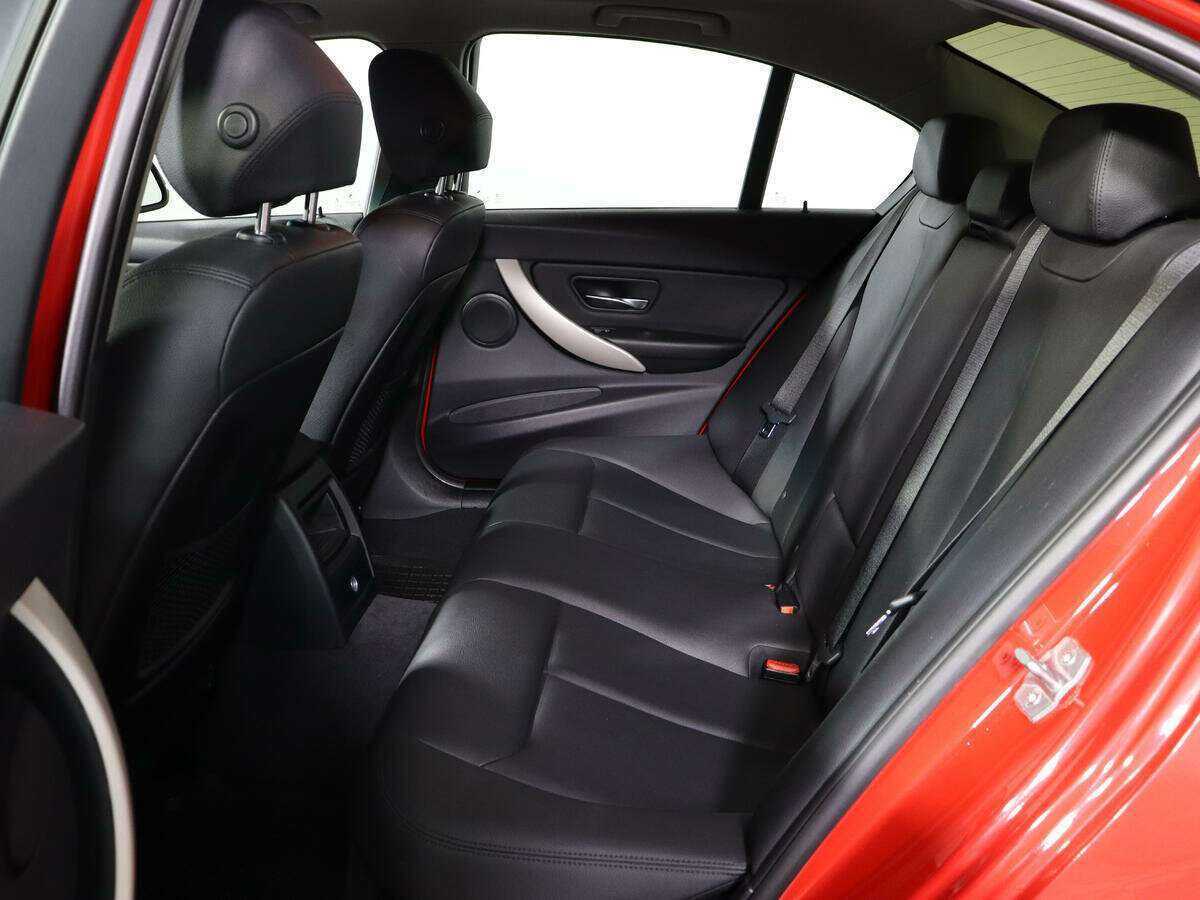 Б/У БМВ 3 серии 2014 года. Фото: #8