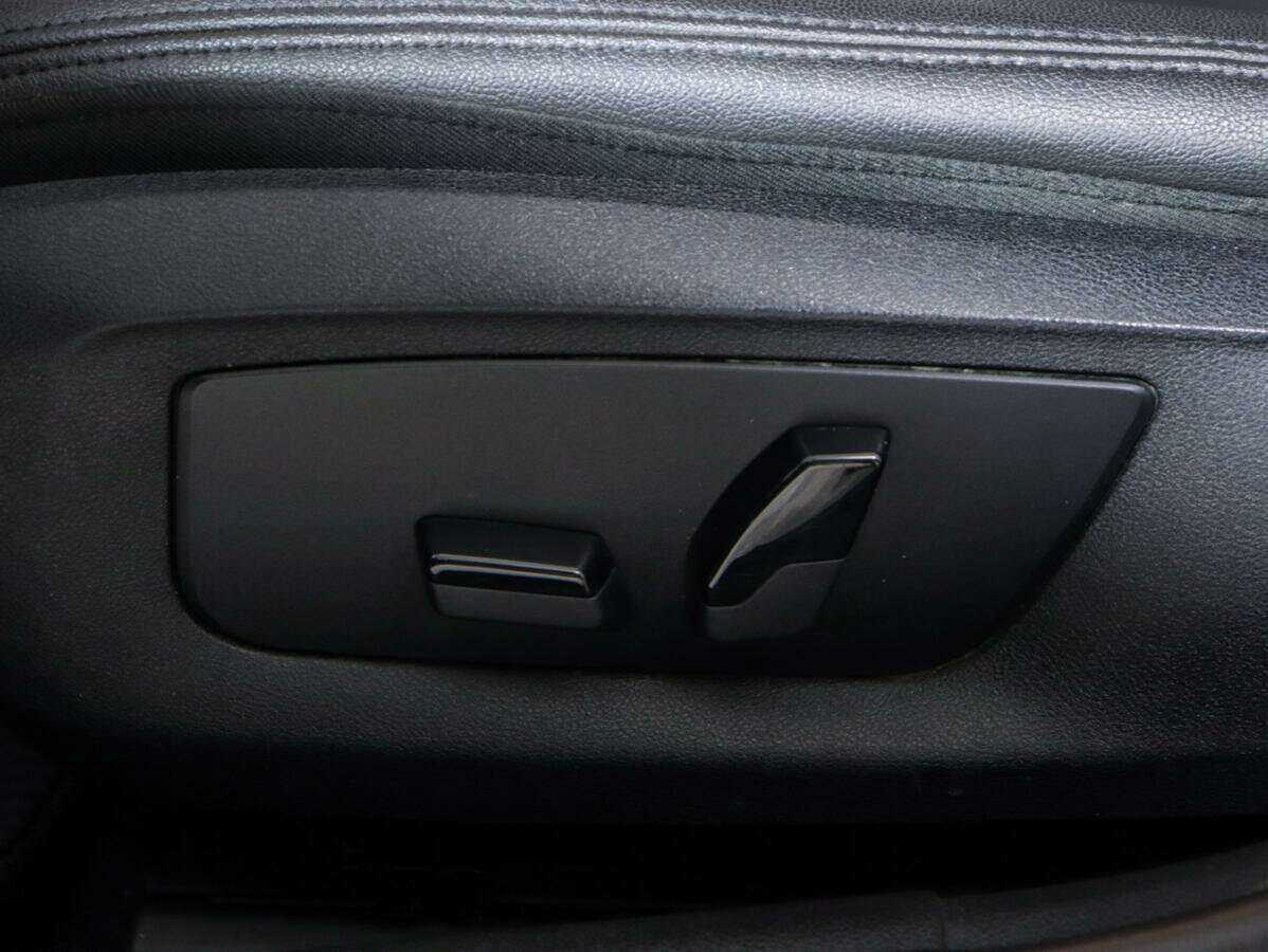 Б/У БМВ 5 серии 2018 года. Фото: #13