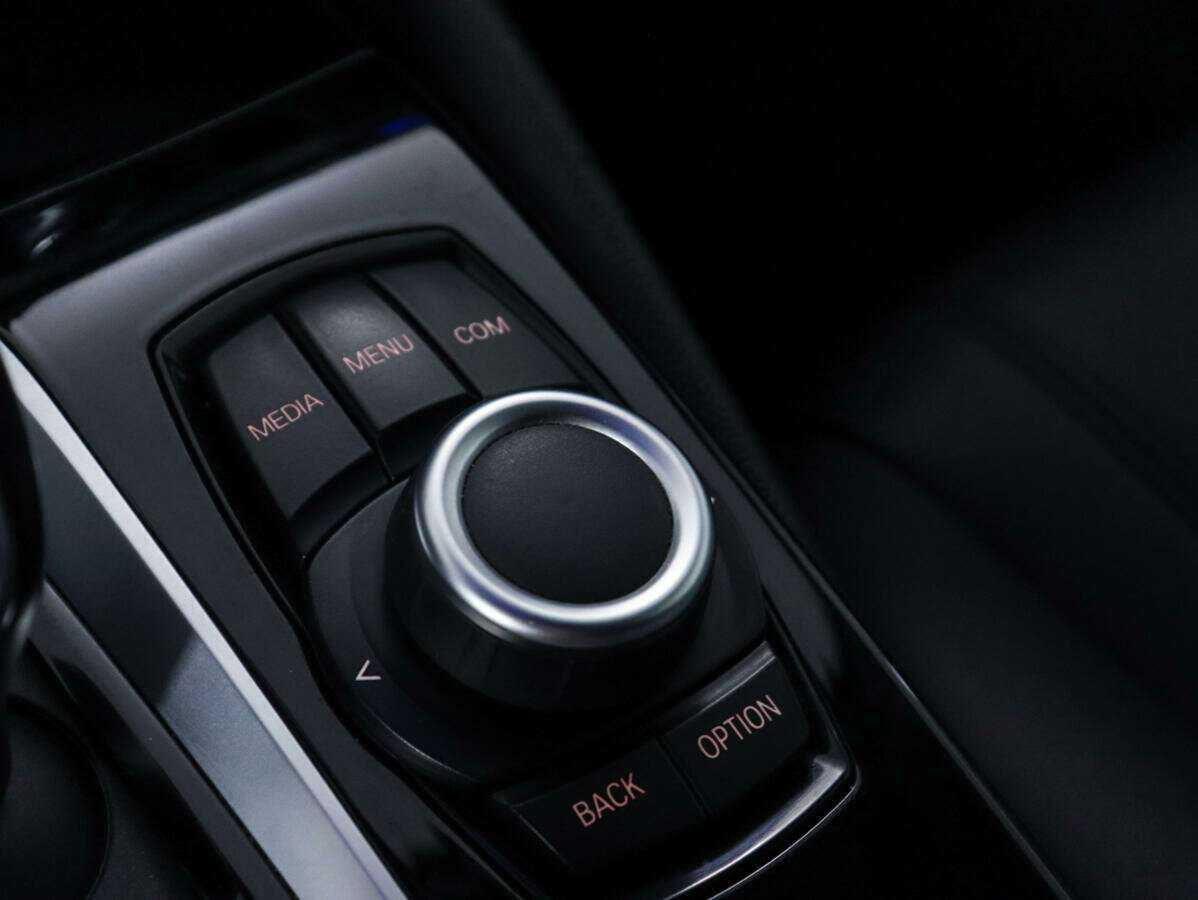 Б/У БМВ 5 серии 2018 года. Фото: #15