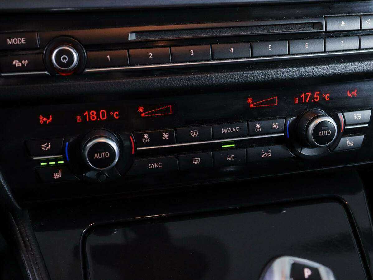 Б/У БМВ 5 серии 2013 года. Фото: #16