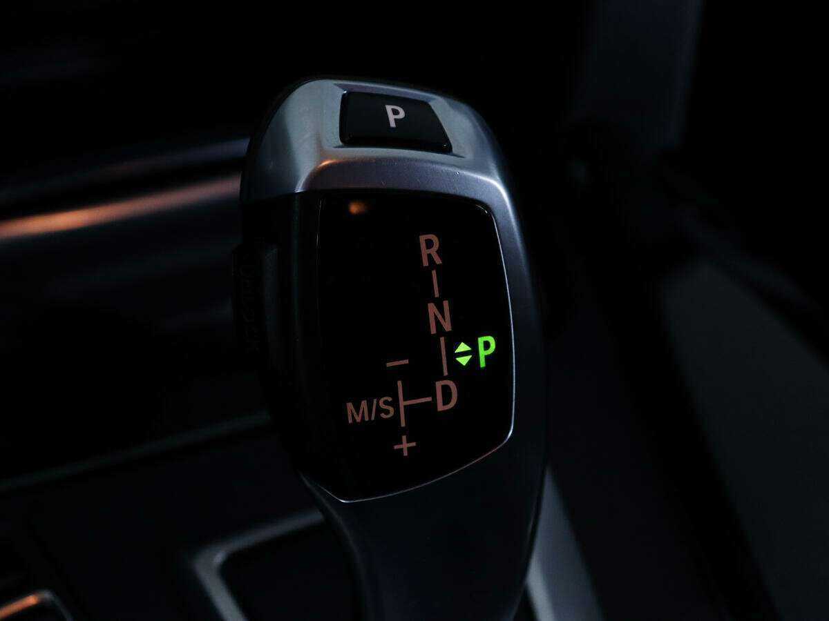 Б/У БМВ 3 серии 2014 года. Фото: #14