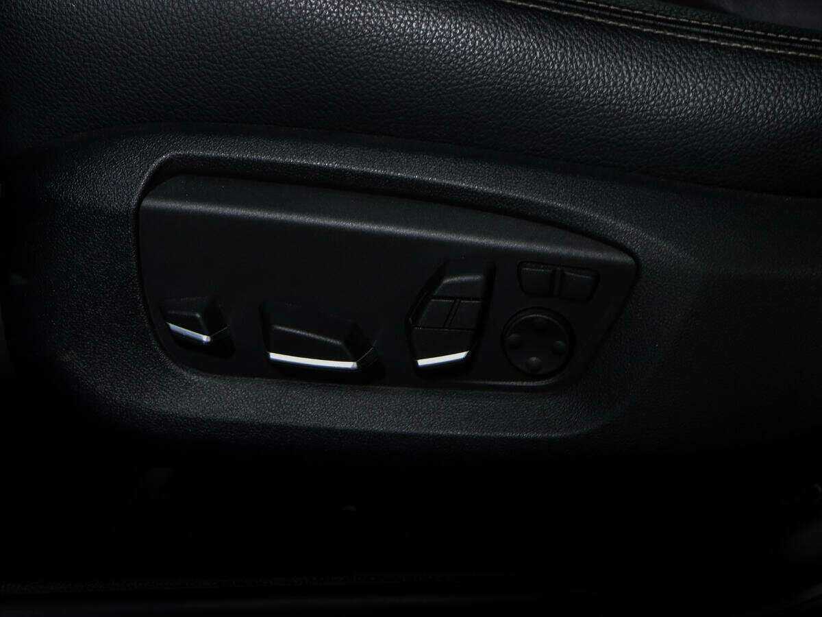 Б/У БМВ 5 серии 2015 года. Фото: #14