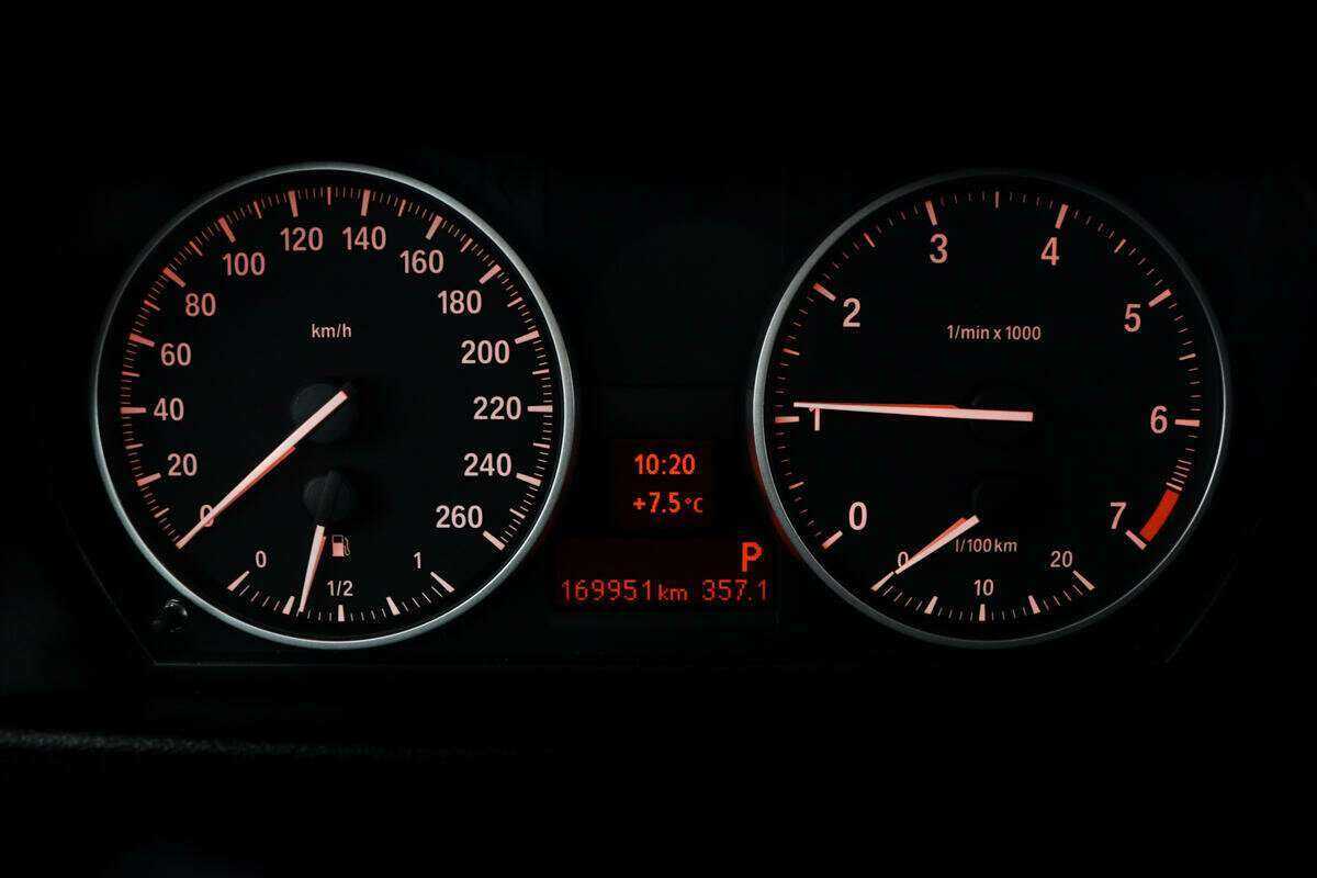 Б/У БМВ Икс1 2012 года. Фото: #9