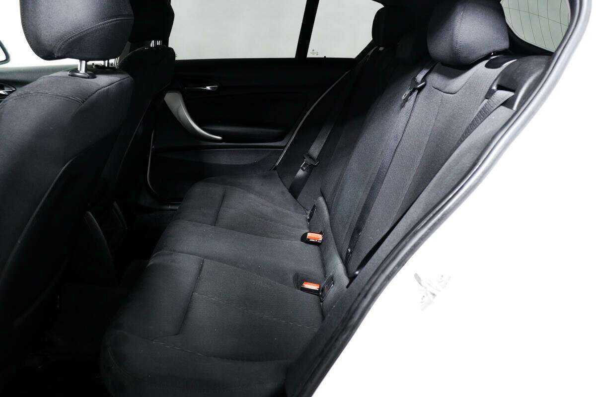 Б/У БМВ 1 серии 2012 года. Фото: #11