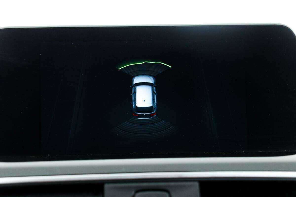 Б/У БМВ 3 серии 2019 года. Фото: #13