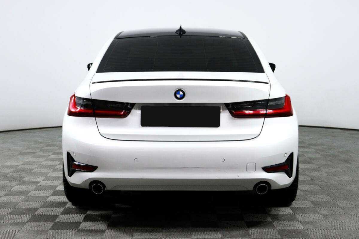 Б/У БМВ 3 серии 2019 года. Фото: #5