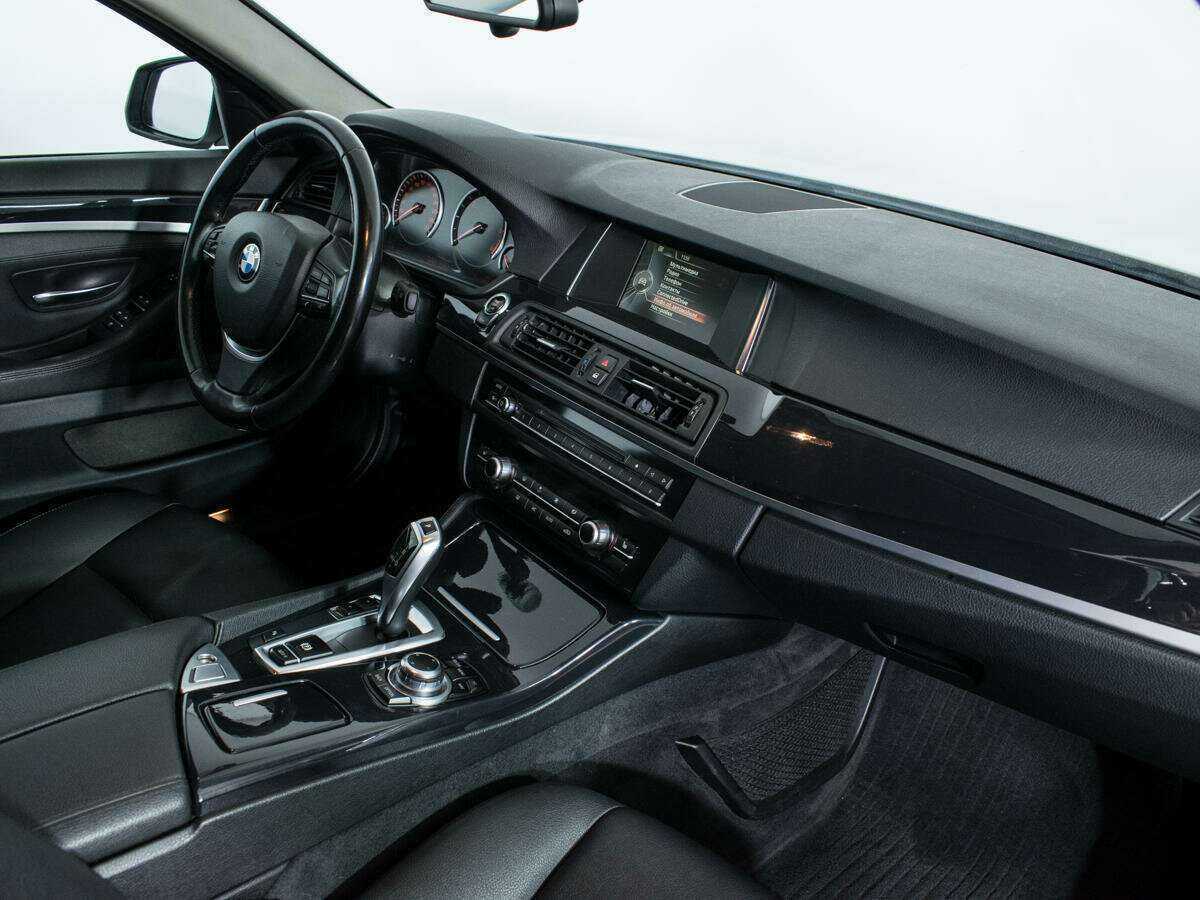 Б/У БМВ 5 серии 2016 года. Фото: #8