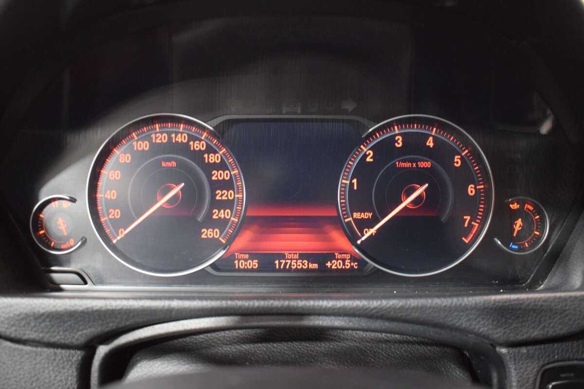 Б/У БМВ 3 серии 2012 года. Фото: #17