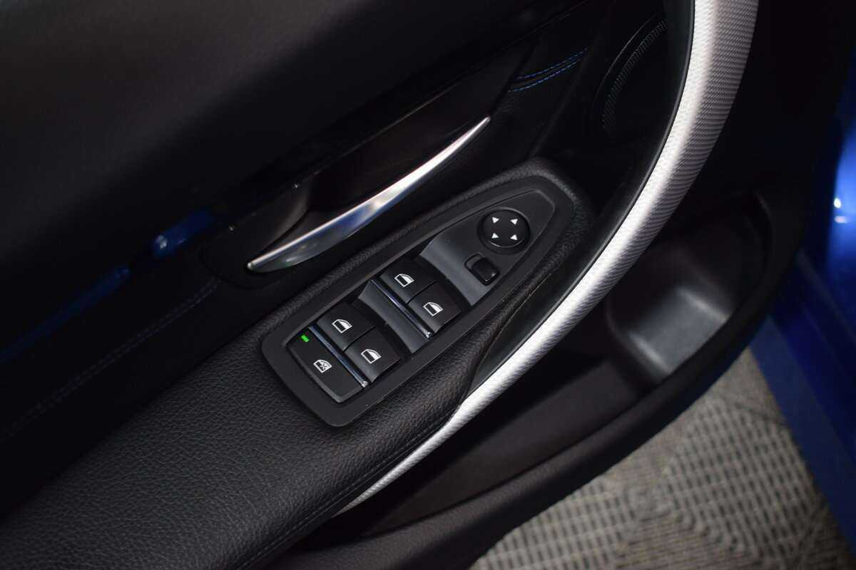 Б/У БМВ 3 серии 2018 года. Фото: #10