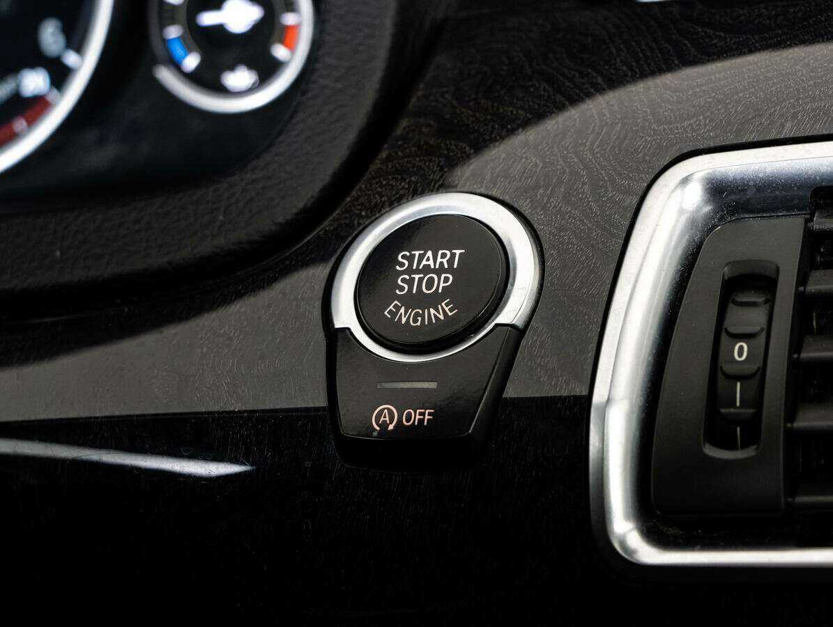 Б/У БМВ 5 серии 2012 года. Фото: #18