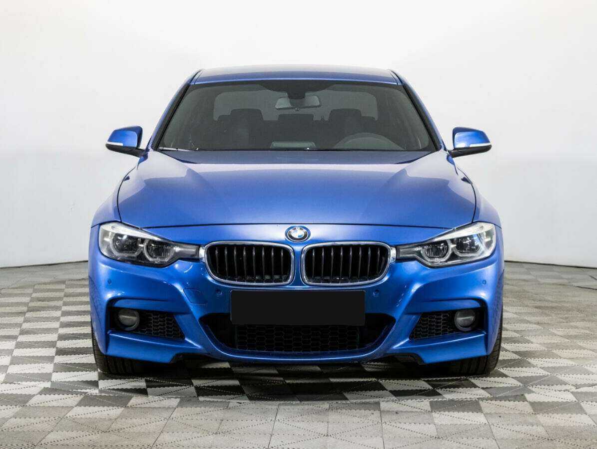 Б/У БМВ 3 серии 2017 года. Фото: #1