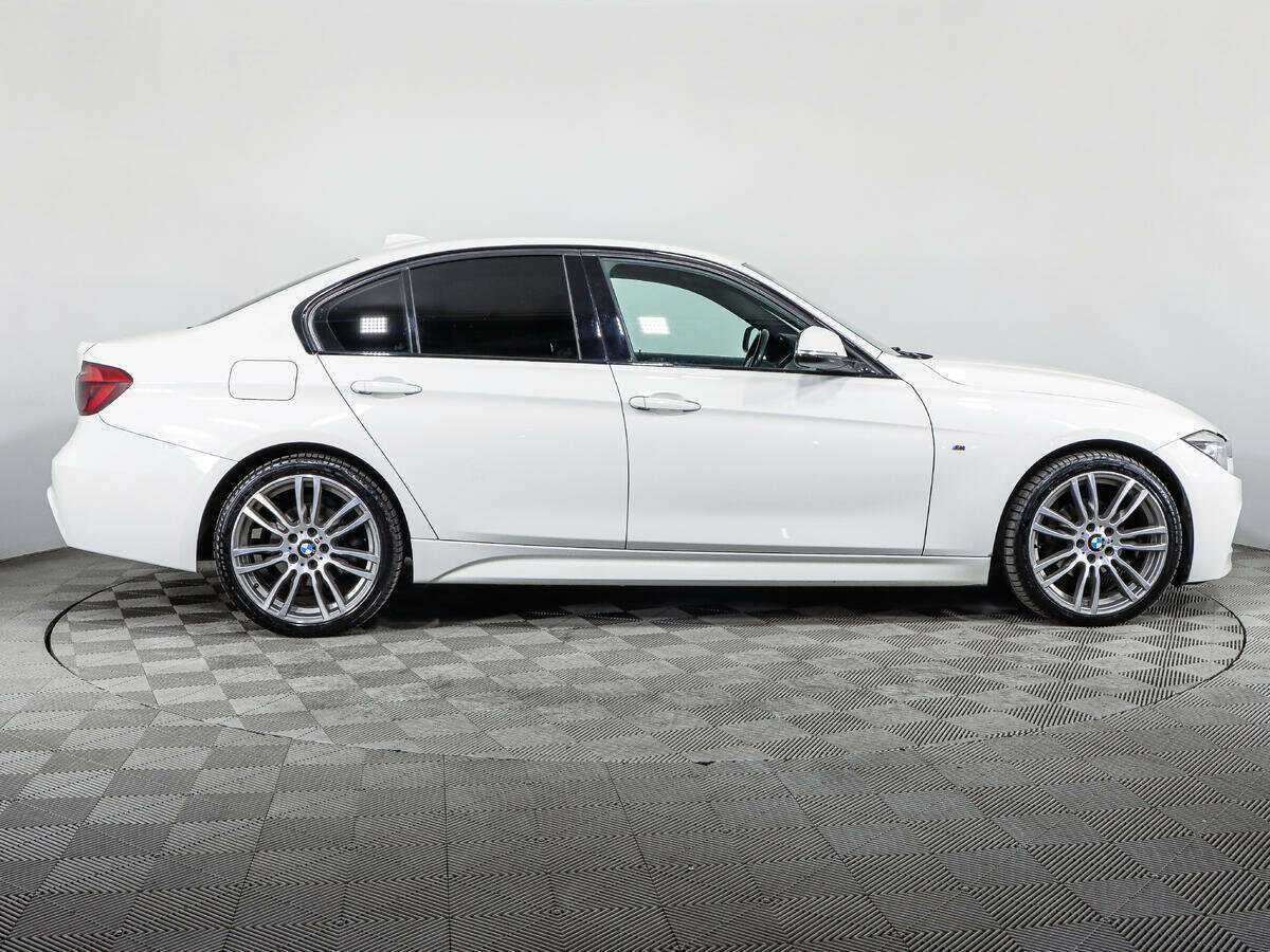 Б/У БМВ 3 серии 2018 года. Фото: #3