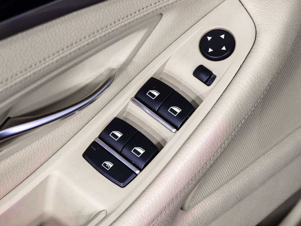 Б/У БМВ 5 серии 2012 года. Фото: #21