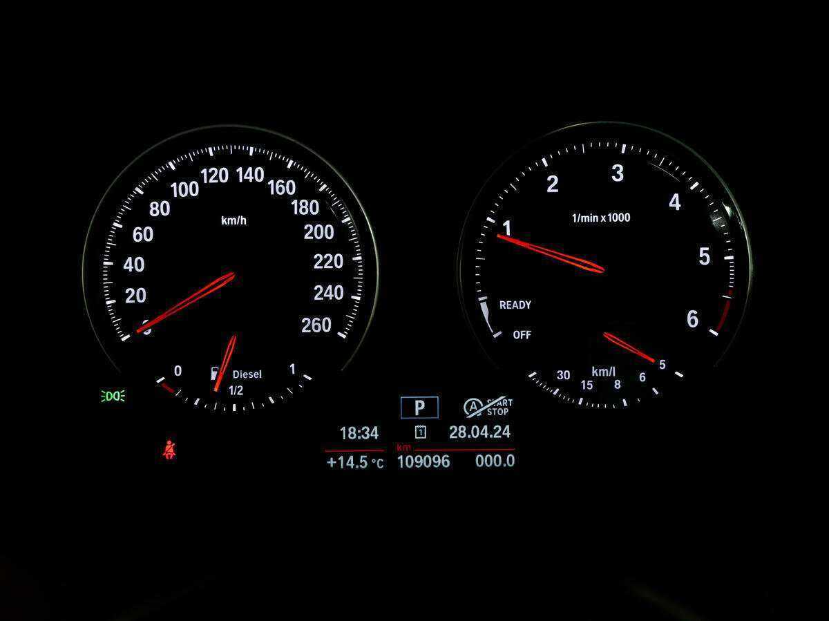 Б/У БМВ Икс1 2019 года. Фото: #22