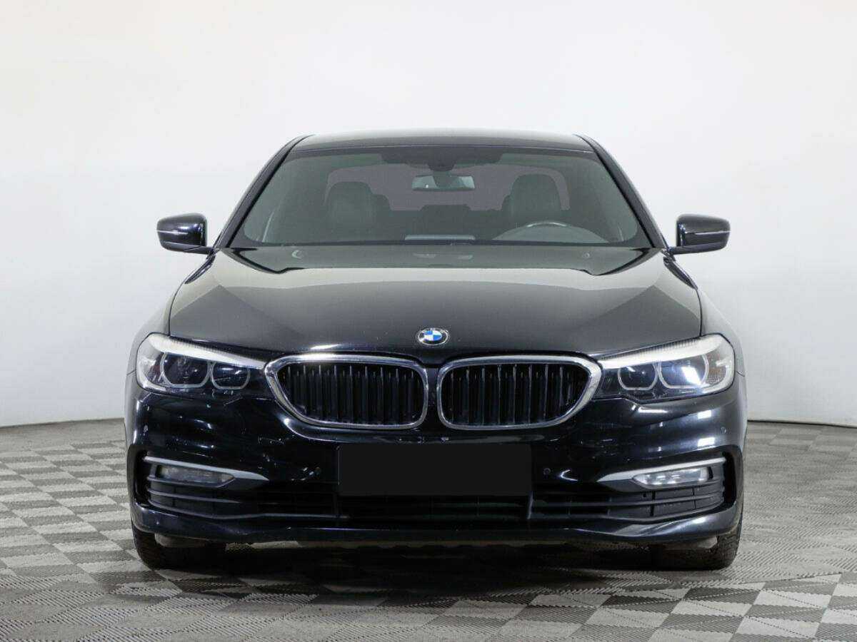 Б/У БМВ 5 серии 2017 года. Фото: #1