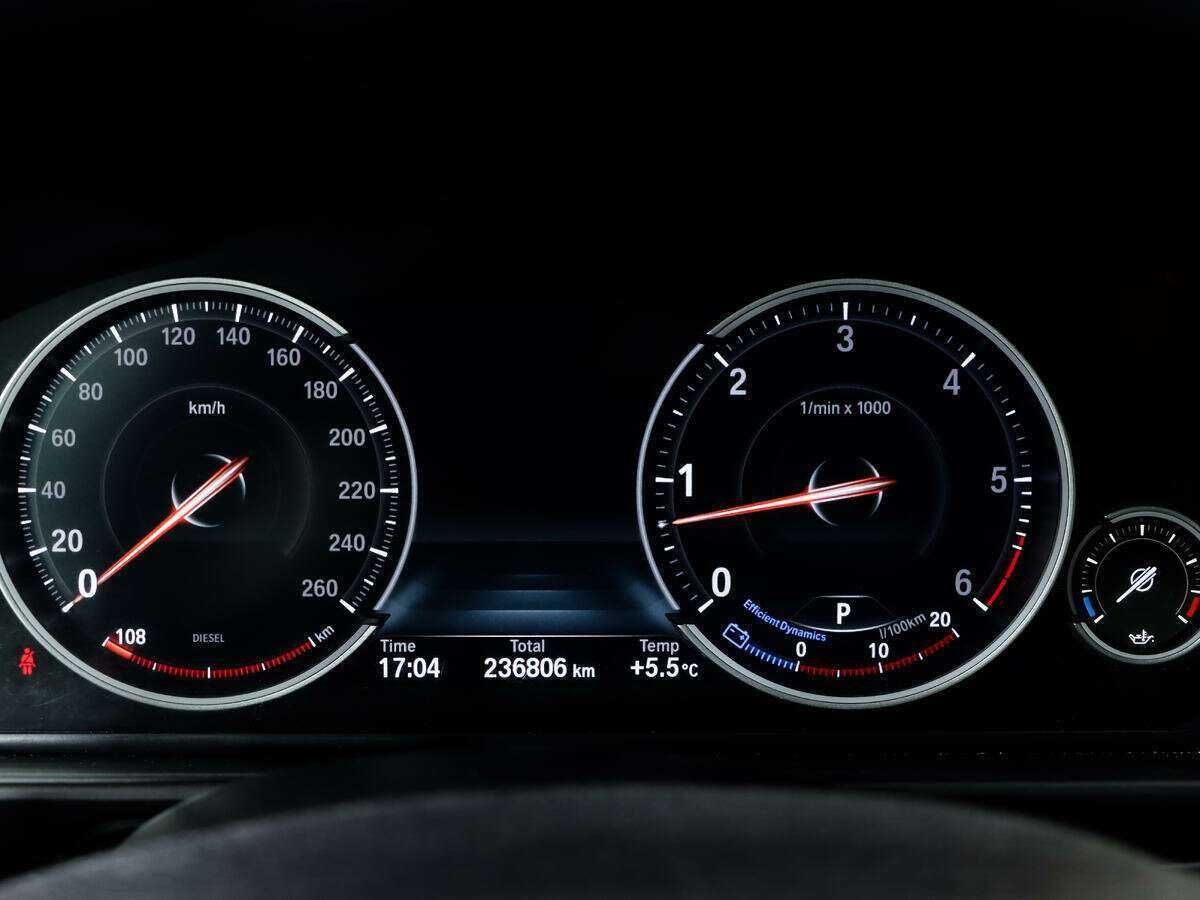 Б/У БМВ 5 серии 2013 года. Фото: #23